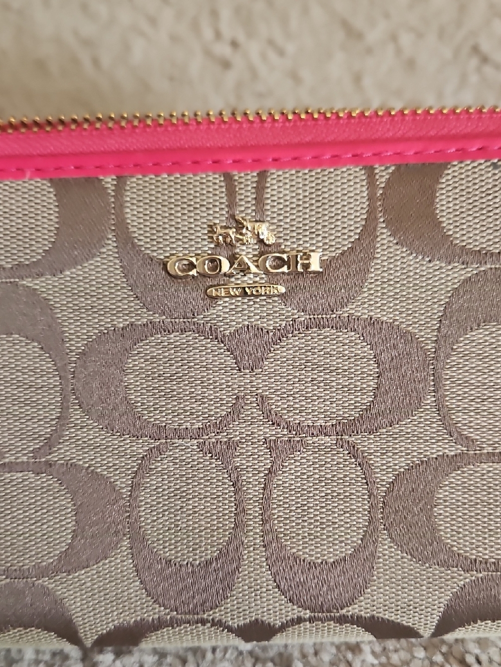 EUC Coach Signature Continental Wallet in Khaki/Brown with Pink Trim - Picture 2 of 16